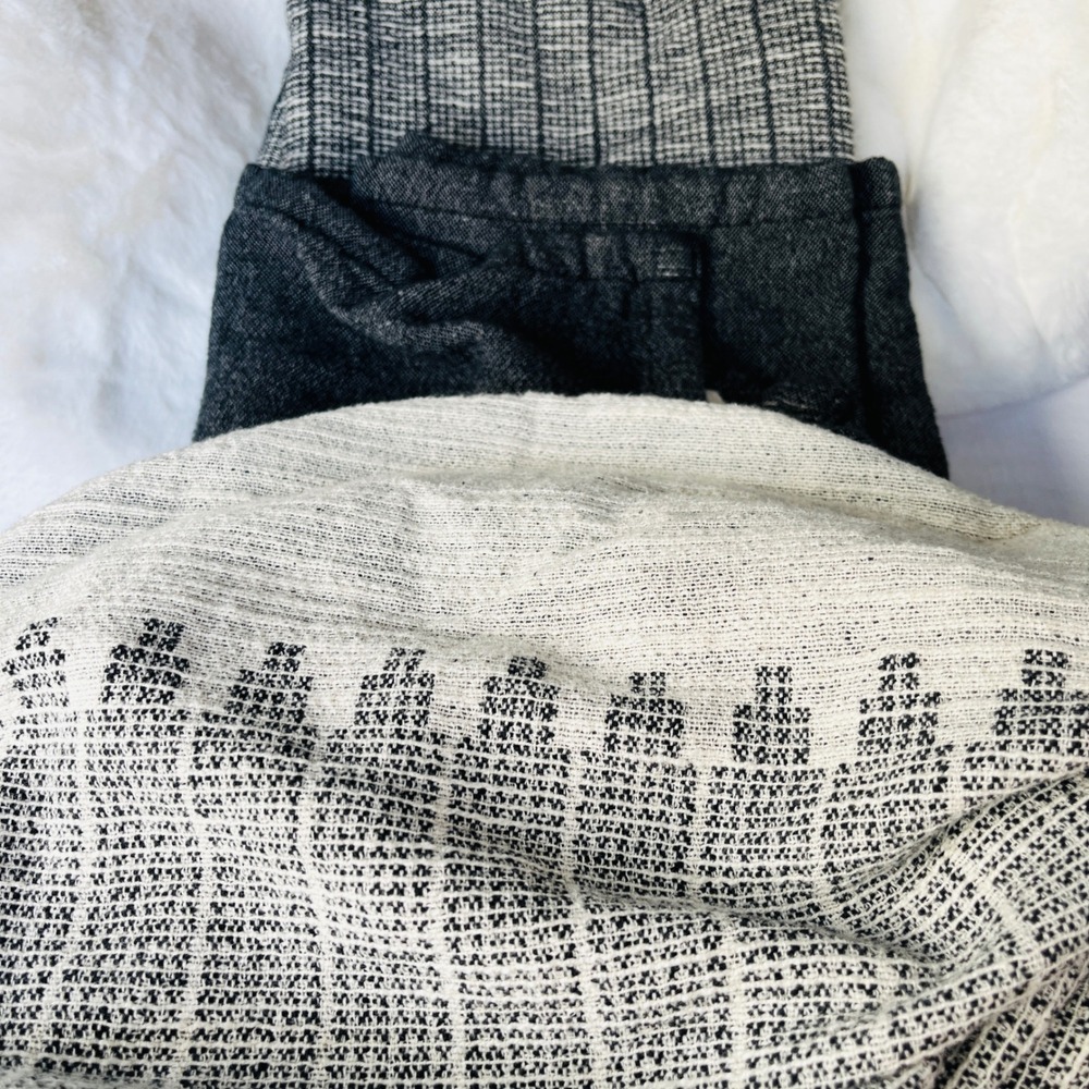 West Elm Cotton Reversible Blanket Charcoal White Skyline Grid 108x92 King